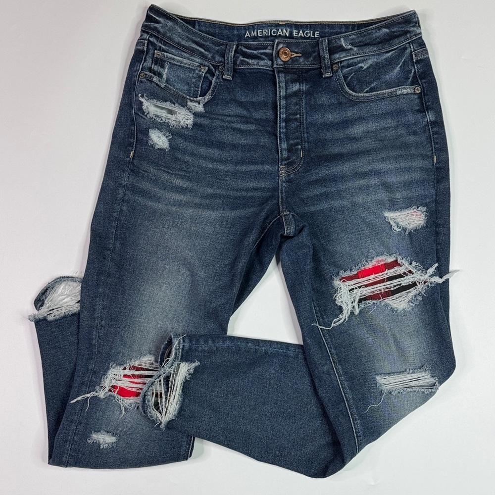 American Eagle Tom Girl Button Fly Distressed Jeans Size 8